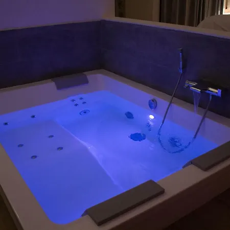 Ker Spa, Gite Avec Spa Privatif Dans La Chambre Villa Dol-de-Bretagne